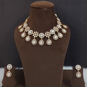 Conjunto de Collar Moissanite Polki Minimal Wear Fusion, Calidad Premium, Hermoso y Único, Última Llegada, Ideal para Bodas y Fiestas - Product Image 1