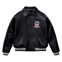 C'est une veste bomber en cuir Avirex Icon en rouge délavé.