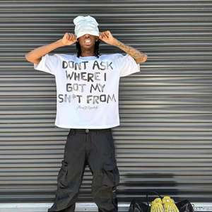 High Street Custom Men's Recortada de gran tamaño 100% Camiseta de algodón peinado Boxy Fit Tela de punto con diseño de letra serigrafiada - Product Image 2