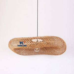 Artisan RATTAN HANGING LIGHT Lámpara natural decorativa Accesorio para espacios de vida en el hogar e interiores de diseño contemporáneo - Product Image 1