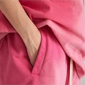 Short en vrac unisexe personnalisé Short lavé à l'acide en détresse Vintage bord brut coton éponge français Vintage rose couleur lavage à l'acide Shorts - Product Image 6