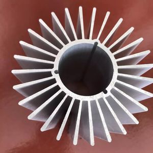 Disipador de calor de aluminio 6063, fabricado en Shalumi (Vietnam), fabricación de estándar internacional - Product Image 5