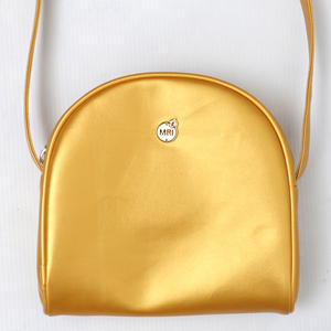 กระเป๋าสะพายคาดลำตัวหนังสังเคราะห์ปักลายสำหรับผู้หญิง MRI สีทองแบรนด์2023ใหม่ - Product Image 2