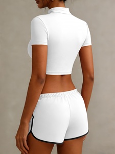 Ensemble de sport premium pour femme rose vif, haut court côtelé sans couture à une épaule et short cycliste, confortable et à maintien élevé pour le yoga et la gym - Product Image 2