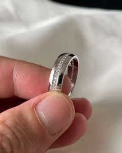 Bague de mariage en argent sterling 925 pour homme avec diamant CVD Channel Timeless Elegance Embrace Iced Out Band Ring for Parties - Product Image 4