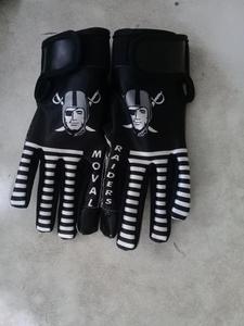 Guantes de fútbol americano Equipo de protección esencial para jugadores fabricante INOR SPORTS INDUSTRY - Product Image 5