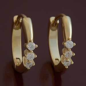 Pendientes Colgantes de Aro de Plata 92.5 con Baño de Oro, Diseño Geométrico, Diamante y Perla como Piedras Principales, para Bodas y Fiestas - Product Image 5