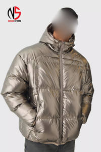 Chaqueta de Invierno Acolchada para Hombre de Alta Calidad, con Capucha y Forro de Peluche, Color Marrón, Personalizable, Resistente al Viento, Impermeable, Cálida, Elegante y Brillante - Product Image 3