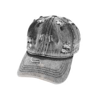 Gorra de béisbol de mezclilla desgastada lavada clásica con borde curvo y bordado personalizado ajustable para todos los géneros - Product Image 1