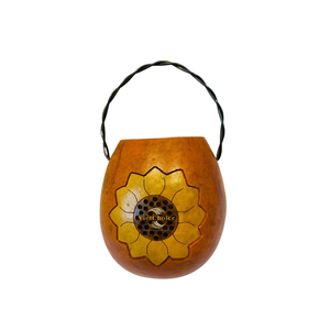 Panier en calebasse traditionnel fait main, utilisant une calebasse naturelle pour le rangement décoratif et la présentation sur table - Product Image 6