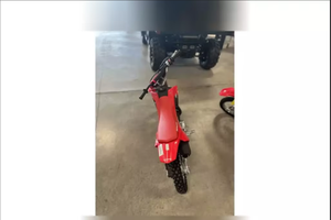 มอเตอร์ไซค์วิบากฮอนด้า <span class=keywords><strong>CRF110</strong></span> สีแดง ปี 2025 สำหรับขาย รถมอเตอร์ไซค์ออฟโรด - Product Image 5