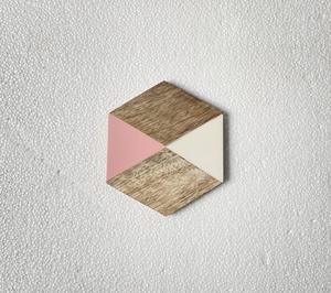 Posavasos de madera maciza de diseño moderno, posavasos decorativos de estilo japonés con aislamiento térmico, alfombrillas de forma personalizada, posavasos de madera de Acacia Natural - Product Image 4