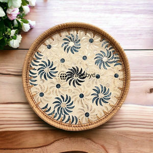 Bandeja de Servicio Redonda Moderna de Ratán con Incrustaciones, Hecha a Mano, de Primera Calidad, para Uso Doméstico y para Servir Alimentos - Product Image 2