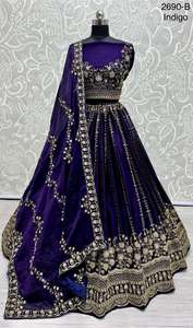 Vêtements de mariage de créateur de qualité supérieure Mousseline de soie satinée lourde à la mode avec broderie Lehenga Choli Lehenga Choli - Product Image 4