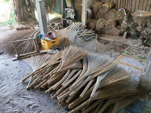 ไม้มะโค่ไม้กวาดมะพร้าวเวียดนามเครื่องมือทำความสะอาดสวนทั้งต้นมะพร้าว - Product Image 2