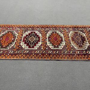 Alfombra de 2.8x11.5 pies, Alfombra Turca Vintage, Alfombra de Lana con Diseño Floral Rojo Anaranjado - Product Image 5