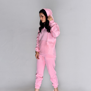 Conjunto Deportivo de Invierno Personalizado 100% Algodón con Capucha y Pantalones Jogger, Ropa Deportiva de Entrenamiento al por Mayor, Chándal de 2 Piezas para Mujer - Product Image 4