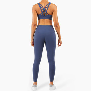 Conjunto de yoga para mujer transpirable de talla grande sólido de 2 piezas novedad ropa deportiva logotipo personalizado servicio OEM - Product Image 4