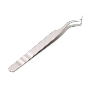 Pinzas para Pestañas al por Mayor con Marca Personalizada, Mango Antideslizante y Punta de Aislamiento Perfecto para Artistas de Pestañas - Product Image 2