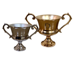 Cuenco para servir flores de aluminio caliente y atractivo con mango de asta Florero chapado en oro antiguo a la venta al precio más bajo - Product Image 4