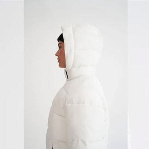 Blanco al por mayor cálido grueso personalizado mujer abajo burbuja abrigo invierno chaqueta negro Abrigos Mujer Puffer chaqueta - Product Image 4