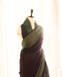 Sarees de lino 100% hechos a medida con estampado bloqueado a mano, diseño de hoja de helecho rojo y blanco vibrante, Salwar suave para mujeres, ropa de fiesta para todas las edades - Product Image 2