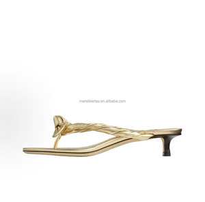 Mules et sandales décontractées JC Summer pour femme, série Liss 35 Beach, en cuir avec nœud décoratif, bout rond, talon fin de 3,5 cm - Product Image 2