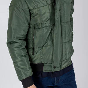 Marques de créateurs Veste d'hiver matelassée camouflage unisexe haut de gamme avec logo sur le devant, respirante et imperméable pour hommes et femmes - Product Image 6