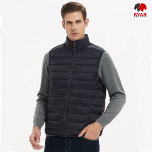Gilet matelassé imperméable personnalisé Ryan Pro Gear pour hommes avec tissu en laine peignée respirant et anti-boulochage, options de logo personnalisé OEM - Product Image 6