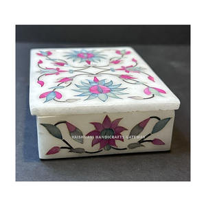 Boîte à bijoux de luxe en marbre de couleur naturelle faite à la main Unique nacre incrustation Art Work Logo Option pour les mariages anniversaires-Minimum - Product Image 1