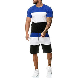 Camiseta y pantalones cortos de manga corta con estampado de calle para hombre - Product Image 1
