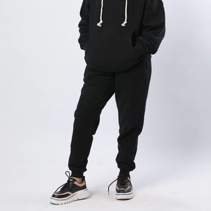 Ensemble de survêtement sans couture 100 % coton noir pour femme, personnalisable, grandes tailles, faible MOQ, en promotion - Product Image 4