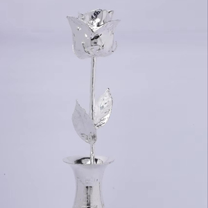 Venta al por mayor elegante de metal plateado hecho a mano Eco-Friendly jarrón decorativo Floral contenedor con larga vida para eventos de Halloween - Product Image 1