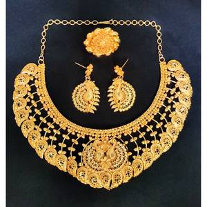 Meilleure vente collier boucles d'oreilles et bague en plaqué or 22K sertie de bijoux de style luxueux à vendre par les exportateurs - Product Image 2