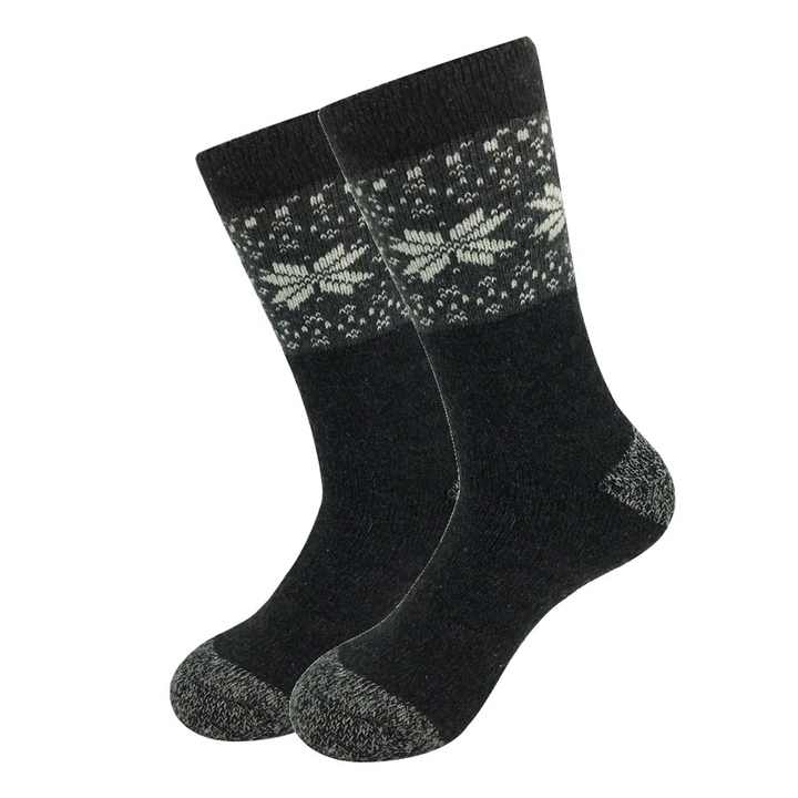 Wholesale Men's Soft Breathable Combed Cotton Socks 98% Cotton Free Size Autumn Knitted Logo Black Brown Business Style Youth
