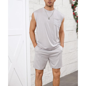 Chándal de verano elástico de cuatro vías para hombre: máxima movilidad, tecnología de secado rápido y bolsillos seguros con cremallera - Product Image 3