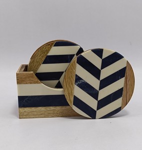 New Arrival Classic Style Resin and Wood Coaster <b>Set</b> of 4 Pcs Custom Epoxy <b>Colour</b> with Wooden Stand Tea Cup Coasters - Product Image 2