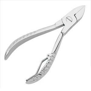 Coupe-ongles professionnels à lame concave avec ressort métallique, coupe-ongles robuste pour les soins des ongles épais - Product Image 1