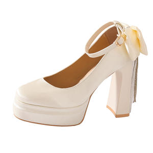 Chaussures Mary Jane à talon épais pour femmes, chaussures à talons plats polyvalentes à semelle souple, à la mode, pour printemps et automne, chaussures de mariage - Product Image 1