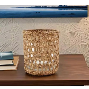 2 Porte-bougies en verre et rotin tressé, style hurricane, décoration d'intérieur, faits à la main, écologiques - Product Image 1