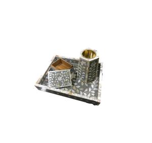 Ensemble de plateaux à bakhoor en incrustation d'os élégant, parfait pour l'exposition d'encens aromatiques dans des environnements domestiques luxueux - Product Image 3