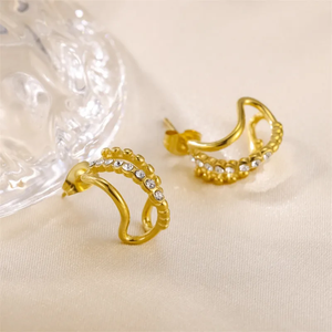 Pendientes de tuerca brillantes de moda de acero inoxidable chapado en oro de 18 quilates para mujer - Product Image 5