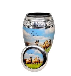 Urne funéraire conteneur commémoratif avec belle œuvre d'art de cheval grande taille 26 cms haute finition chromée - Product Image 1