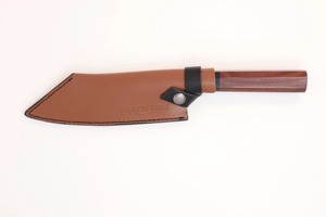 Cuchillo de chef de cocina profesional hecho a mano, hoja de acero de alto carbono con mango duradero de madera de rosa. - Product Image 5