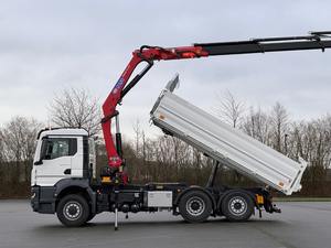 รถบรรทุกใหม่มาตรฐานยูโร 5 รุ่น TGS 26.520 6X4 แบบยกเทท้าย พร้อมเครนยก HMF 2320 เครื่องยนต์ดีเซล รับน้ำหนัก 31-40 ตัน รถบรรทุกหนักพวงมาลัยซ้าย - Product Image 6