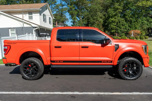 PRÊT À CONDUIRE - VÉHICULE D'OCCASION À VOLANT À GAUCHE |   Conduite à droite |   2022 FORDDSS SHELBYYSS F-150 LARIATTSS SUPERCREWWSS 4×4 - Product Image 3