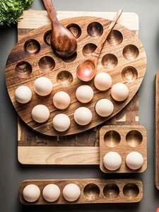 ชั้นวางไข่ไม้ที่มีพื้นผิวกว้างและมีรายละเอียดขอบธรรมชาติสำหรับการแสดงเคาน์เตอร์ครัวศิลปะ - Product Image 6