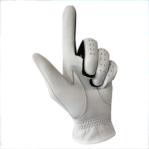 Gants de golf de sport pour adultes de conception personnalisée de qualité supérieure en cuir véritable respirant et imperméable en peau de mouton antidérapant et confortable - Product Image 5