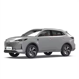 SUV C55 Plus 2024 Usado, Gasolina, Volante a la Izquierda, Asientos de Cuero, Alto Rendimiento, Auto Nuevo con Pantalla Táctil y Faros de Xenón - Product Image 1