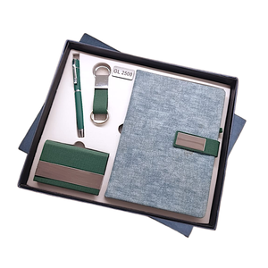 Porte-clés unisexe 4-en-1 personnalisé, carte de visite et porte-stylo, parfait coffret cadeau de Noël personnalisé - Product Image 1